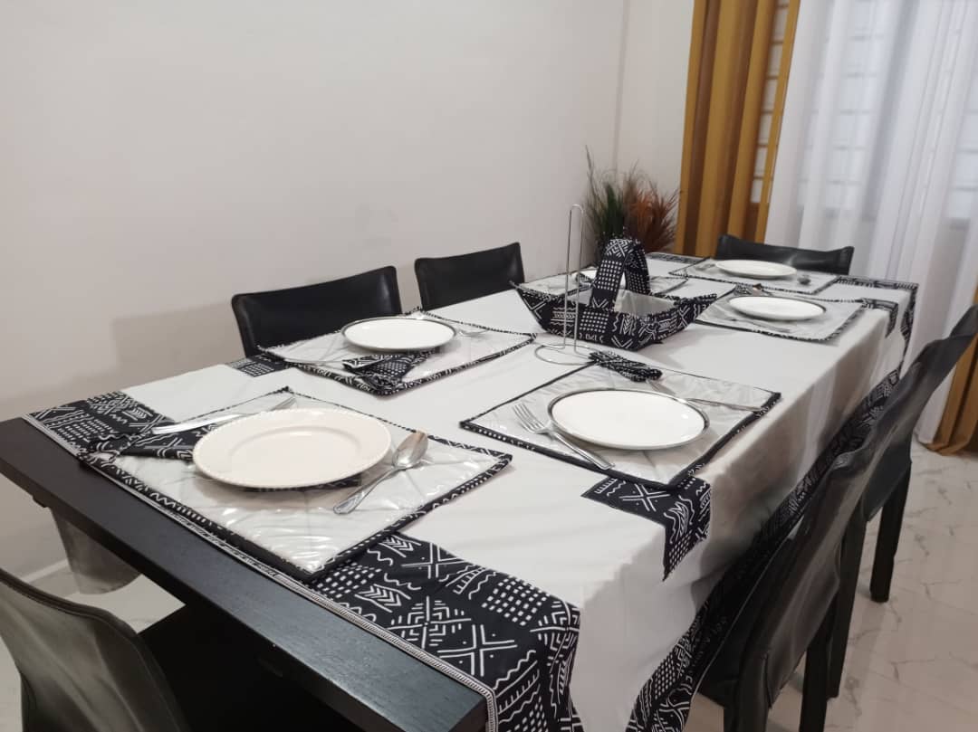 APPARTEMENT MEUBLÉ À LOUER À COTONOU FIDJROSSE