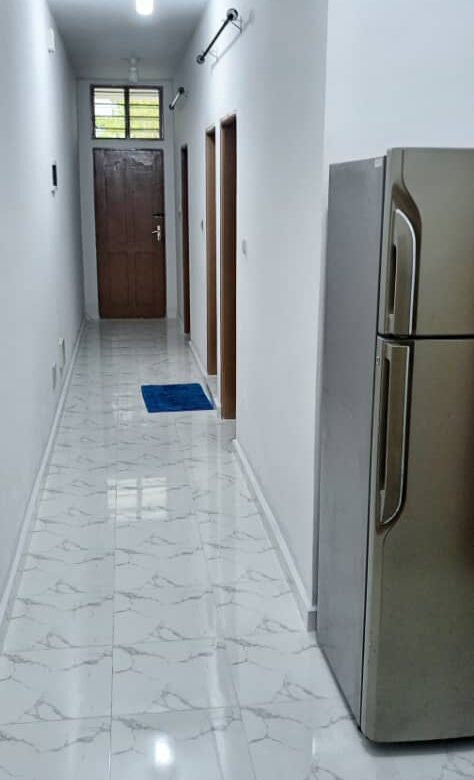 APPARTEMENT MEUBLÉ À LOUER À COTONOU FIDJROSSE