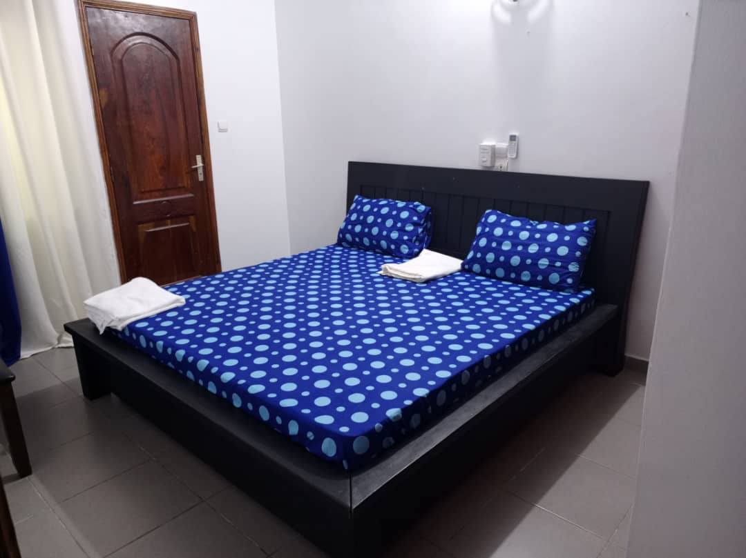 APPARTEMENT MEUBLÉE À LOUER À COTONOU FIDJROSSE