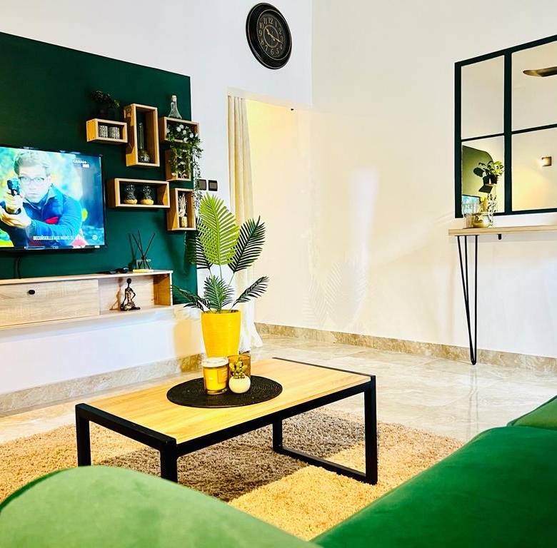 APPARTEMENT MEUBLÉ À LOUER À COTONOU FIDJROSSE AKOGBATO