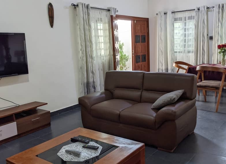 APPARTEMENT MEUBLÉE A LOUER A COTONOU FIDJROSSE TOGBIN