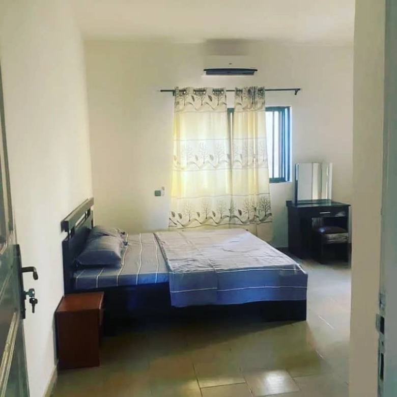 Appartement meublé trois chambres à louer à Cotonou Fidjrossè