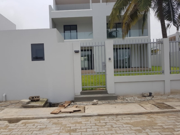 VILLA A VENDRE À COTONOU EREVAN