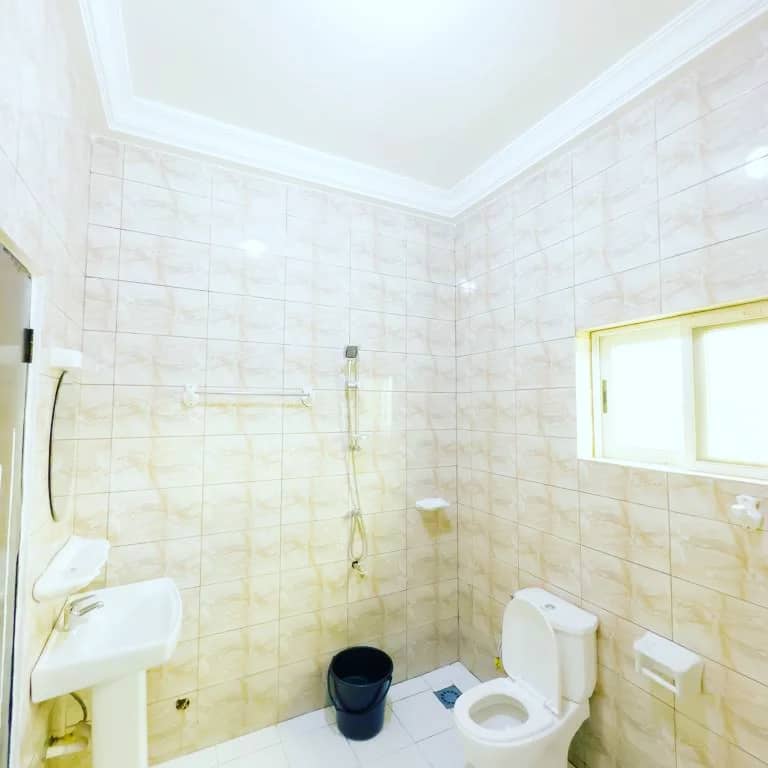 APPARTEMENT MEUBLÉ À LOUER À COTONOU FIDJROSSE