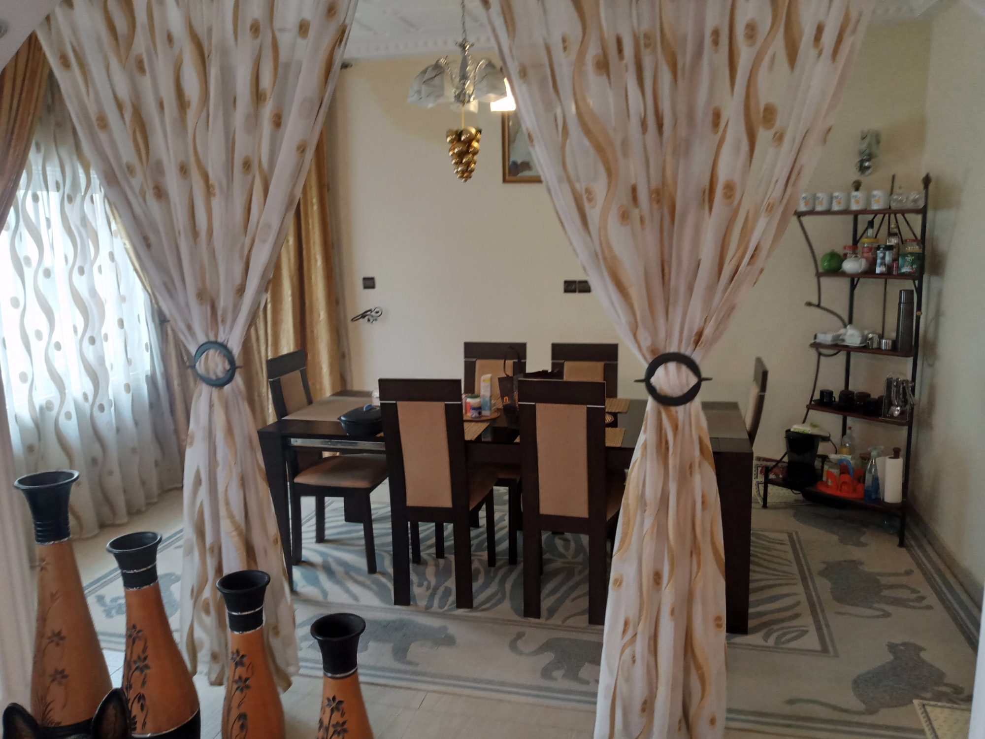 VILLA MEUBLÉE R1 À VENDRE A COTONOU À FIDJROSSE