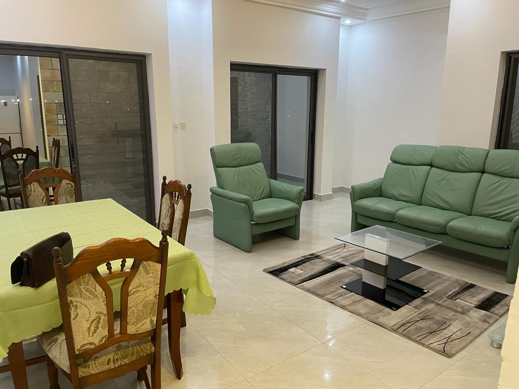 APPARTEMENT MEUBLÉ À LOUER A COTONOU CADJEHOUN