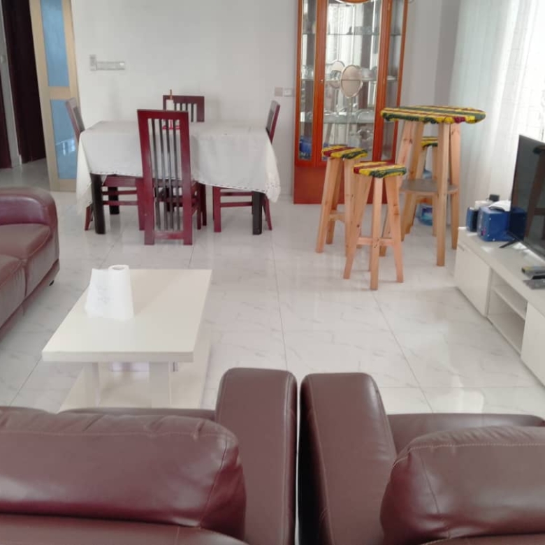 APPARTEMENT MEUBLÉ À LOUER A COTONOU FIDJROSSE