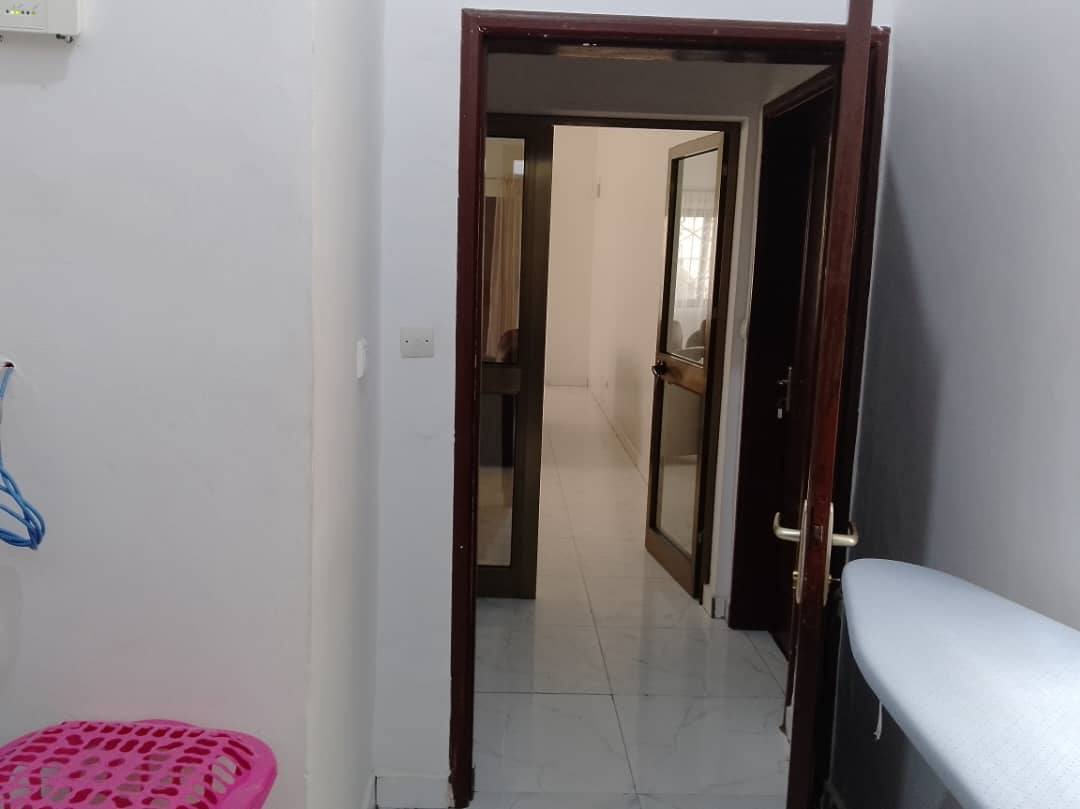 APPARTEMENT MEUBLÉ À LOUER A COTONOU FIDJROSSE