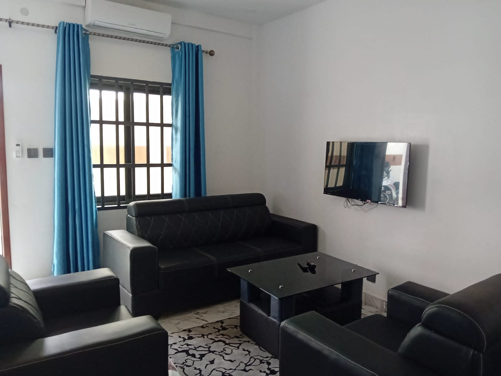 APPARTEMENTS MEUBLÉS À LOUER A COTONOU FIDJROSSE PLAGE