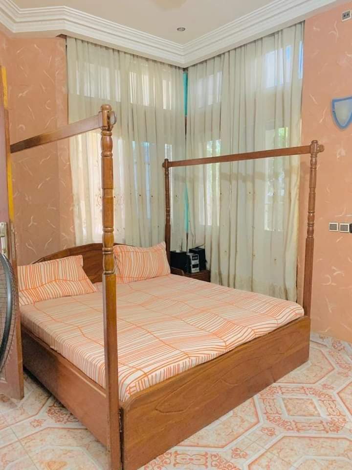 VILLA À VENDRE À COTONOU AKPAKPA PK10