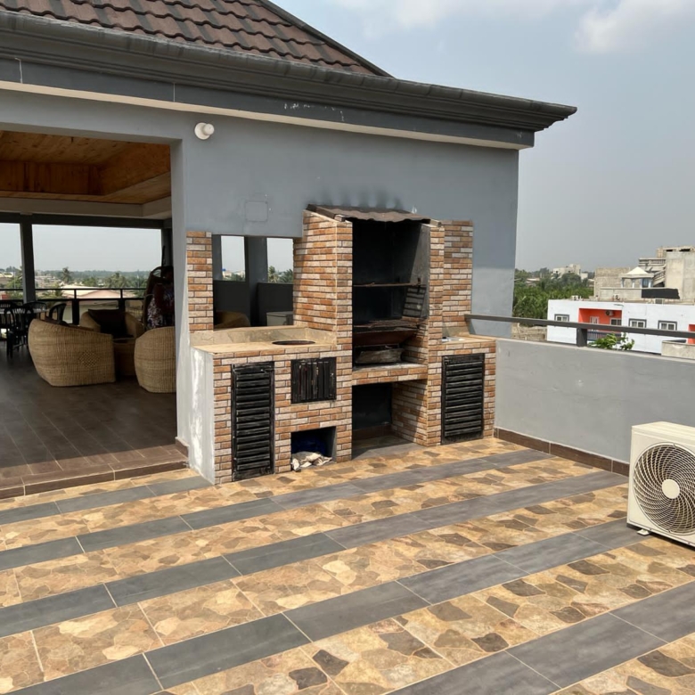 Maison meublée à louer à Cotonou Togbin