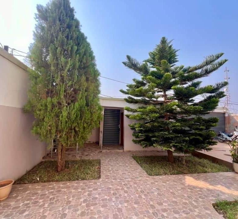 Villa à louer à Abomey-calavi Zopah