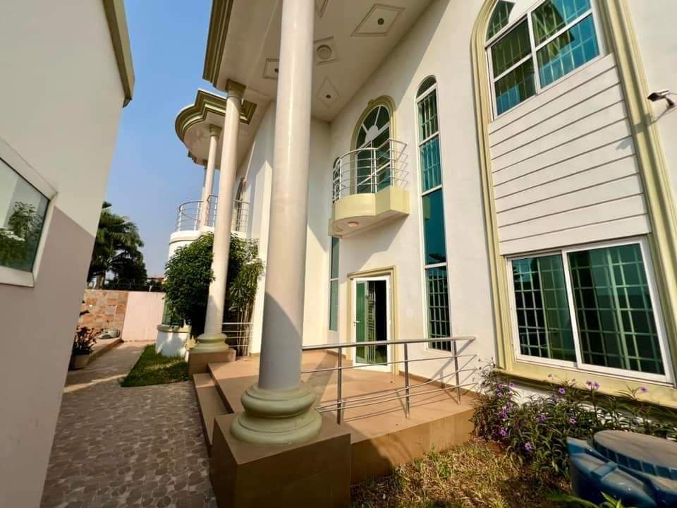 Villa à vendre à Abomey-calavi Zopah