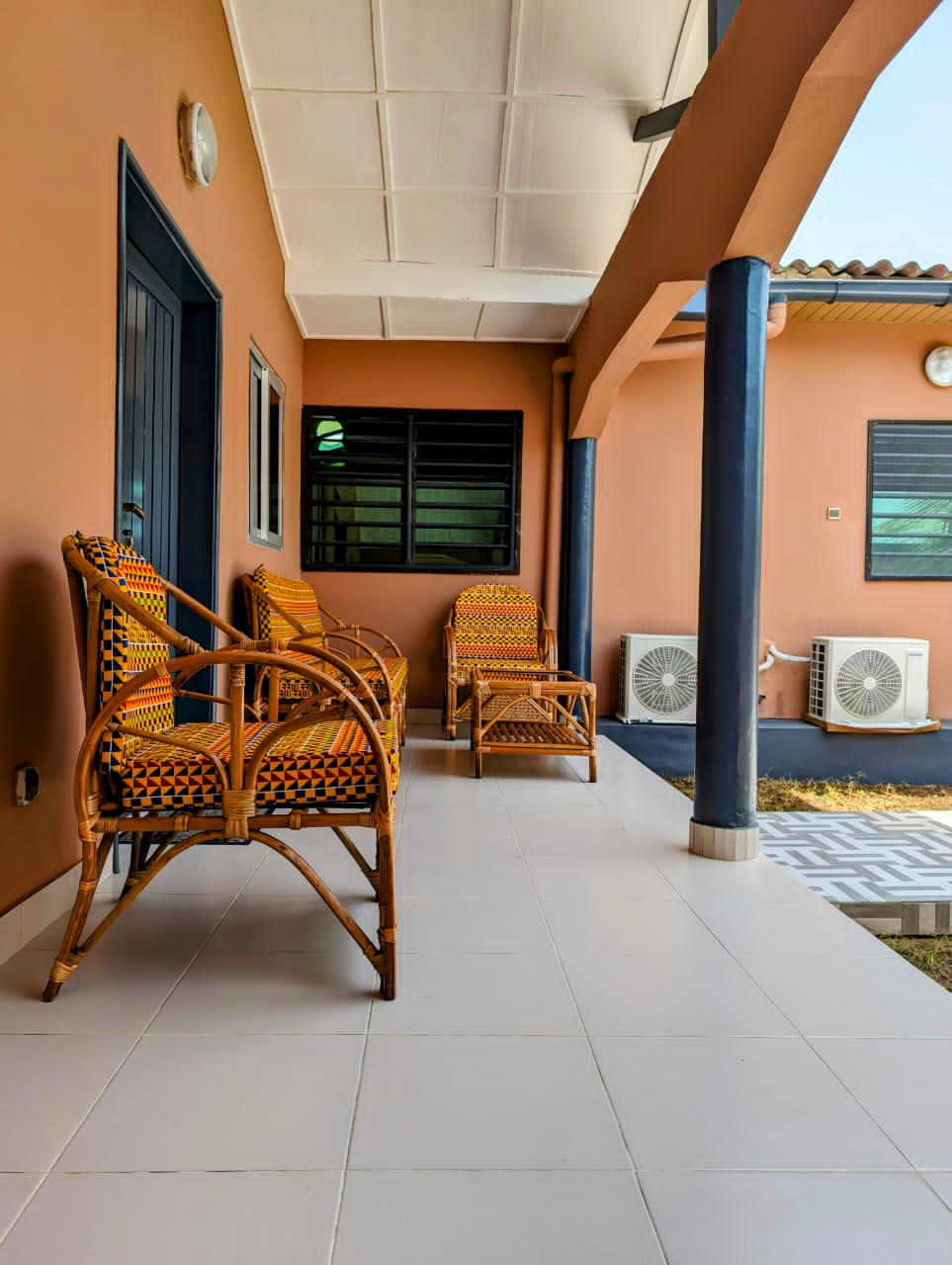 Villa meublée à louer à Cotonou Fidjrossè