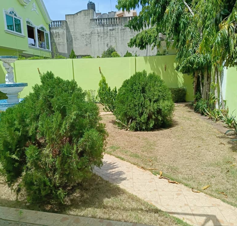 Villa meublée à louer à Cotonou Fidjrossè