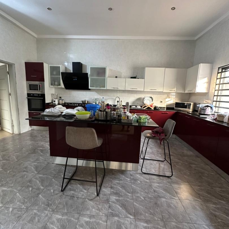 Villa à louer à Cotonou Fidjrossè