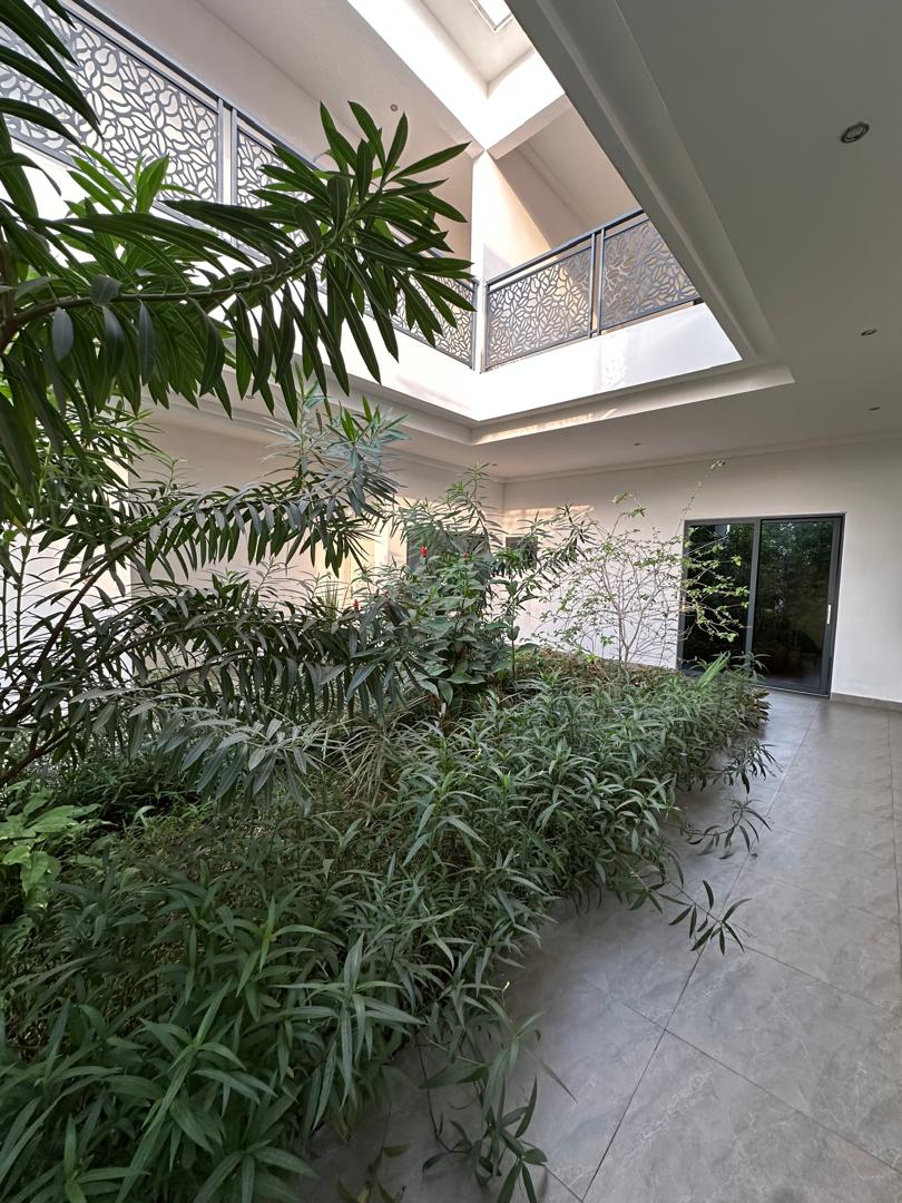 Villa à louer à Cotonou Fidjrossè