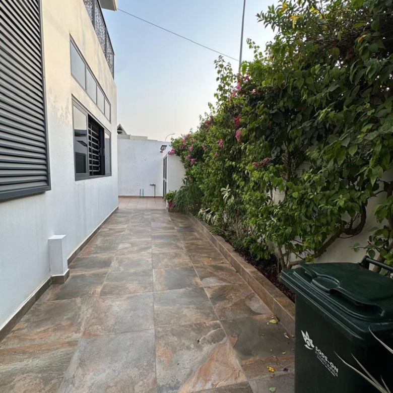 Villa à louer à Cotonou Fidjrossè