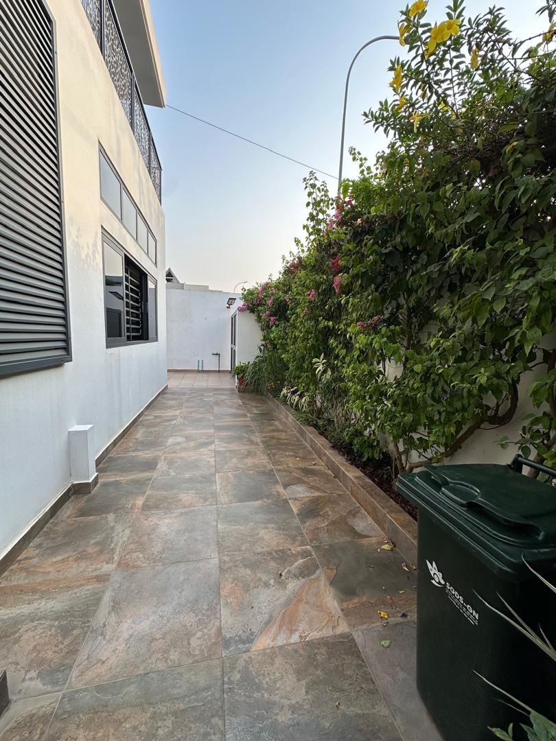 Villa à louer à Cotonou Fidjrossè