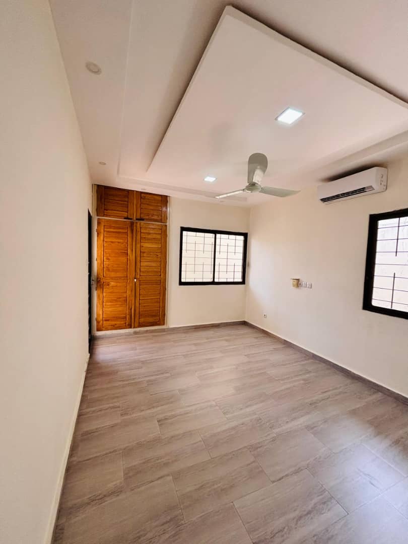 Villa à louer à Cotonou Cocotiers