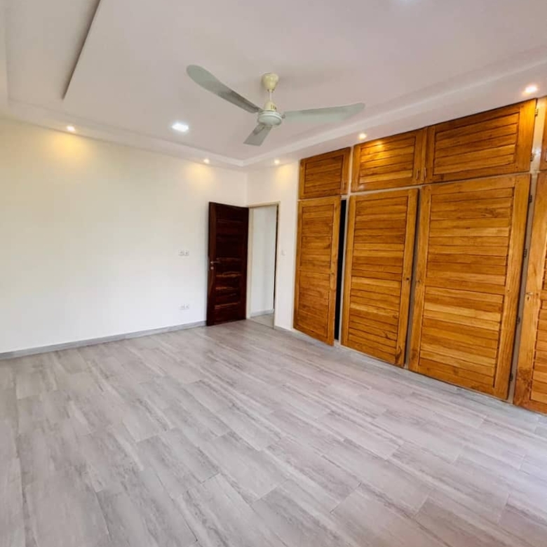 Villa à louer à Cotonou Cocotiers