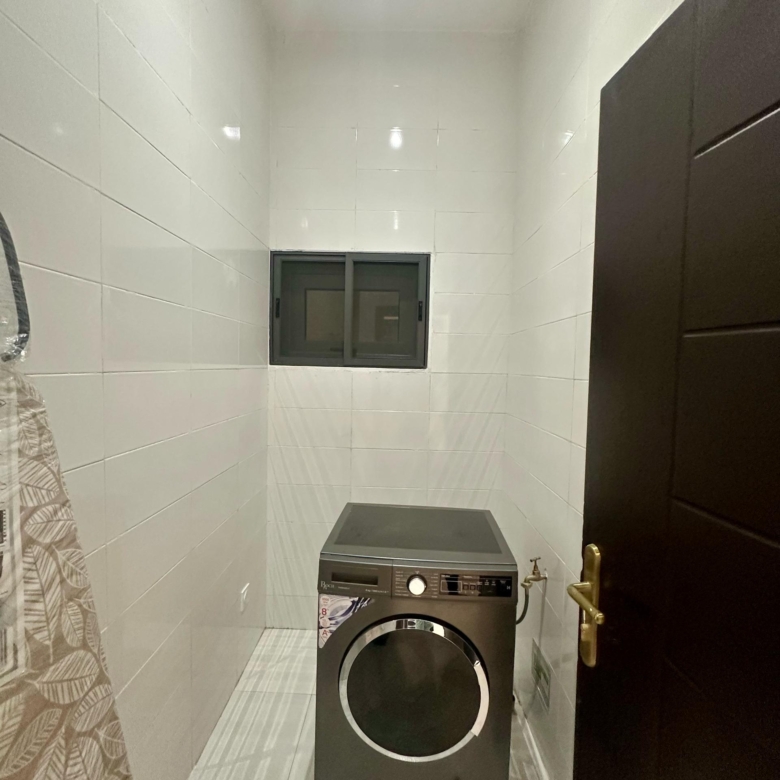 APPARTEMENT MEUBLÉ A LOUER A COTONOU FIDJROSSE