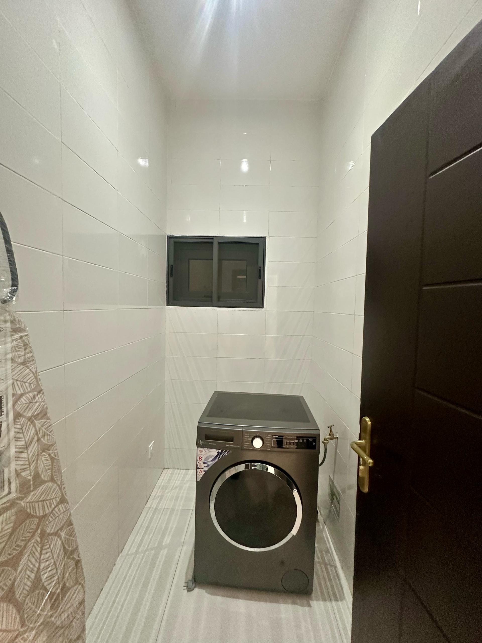 APPARTEMENT MEUBLÉ A LOUER A COTONOU FIDJROSSE