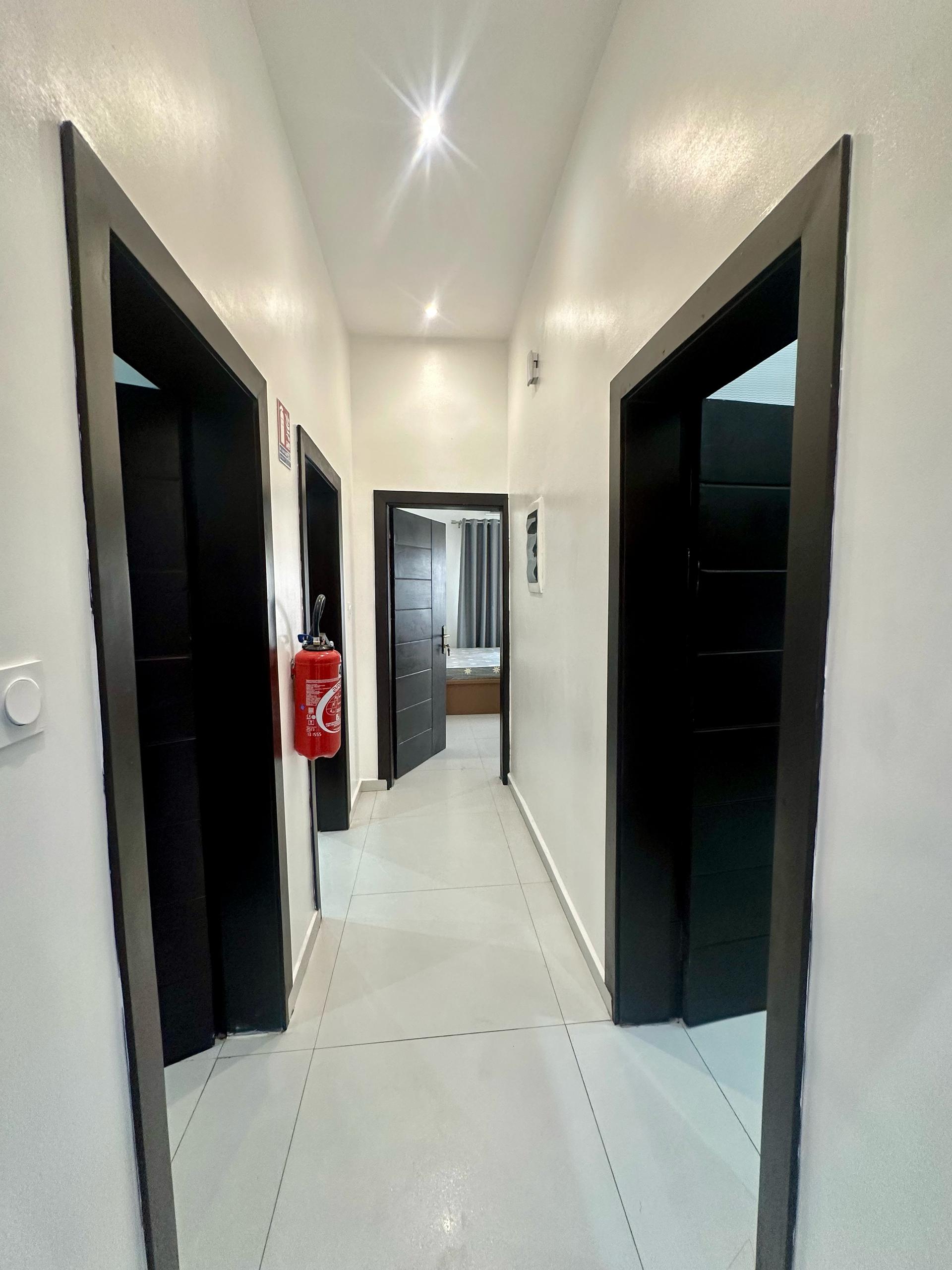 APPARTEMENT MEUBLÉ A LOUER A COTONOU FIDJROSSE