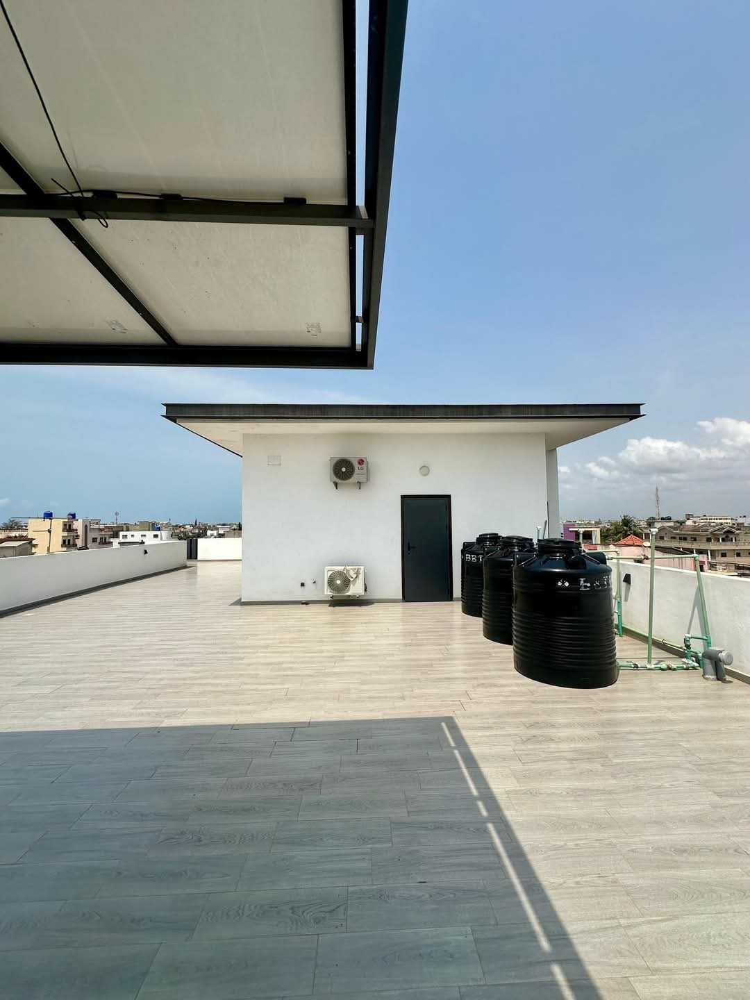 APPARTEMENT MEUBLÉ A LOUER A COTONOU FIDJROSSE