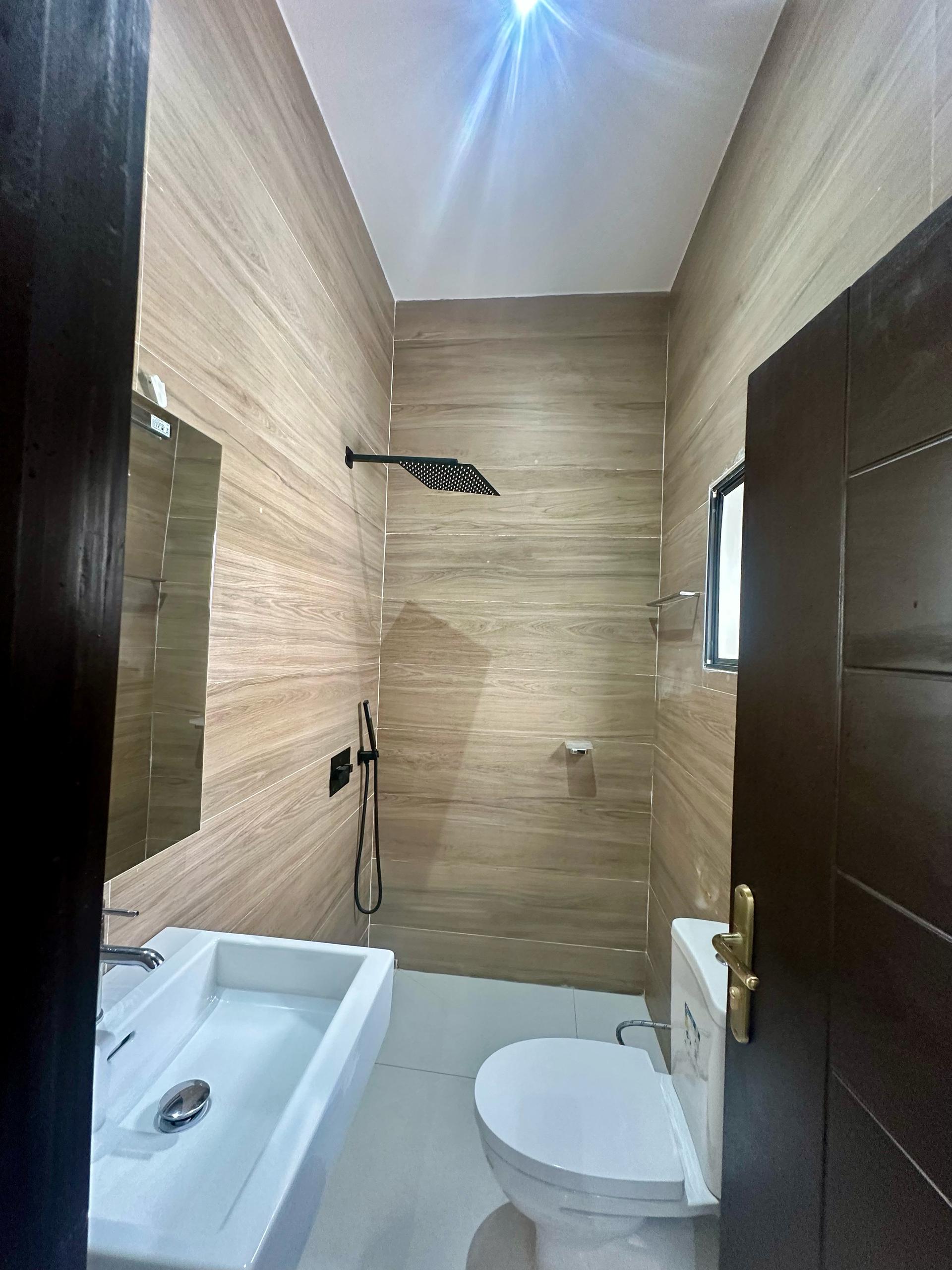 APPARTEMENT MEUBLÉ A LOUER A COTONOU FIDJROSSE