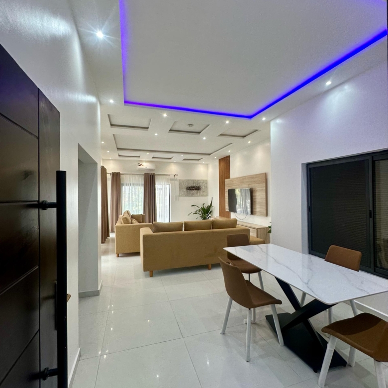 APPARTEMENT MEUBLÉ A LOUER A COTONOU FIDJROSSE