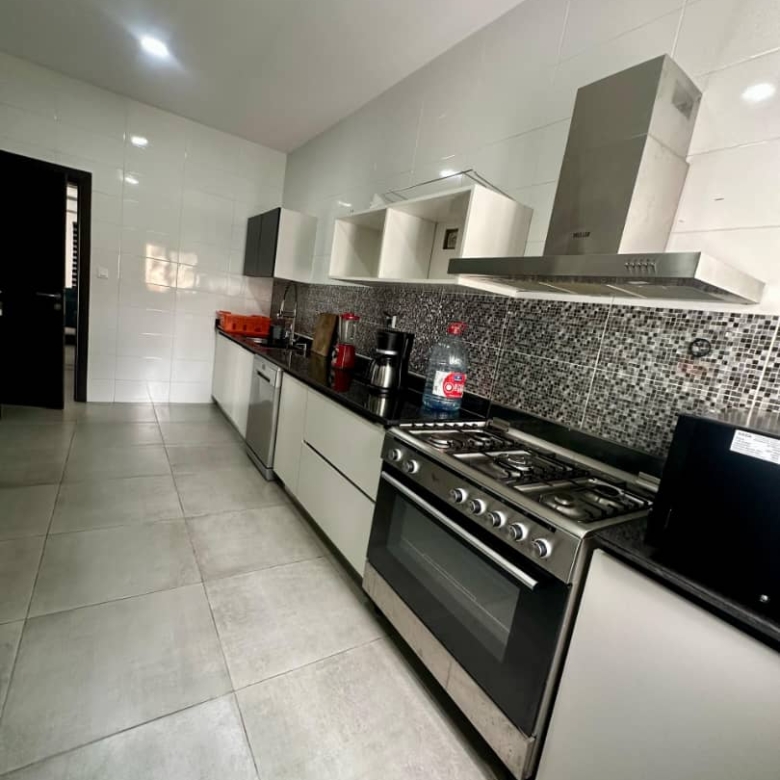 APPARTEMENT MEUBLÉ A LOUER A COTONOU FIDJROSSE