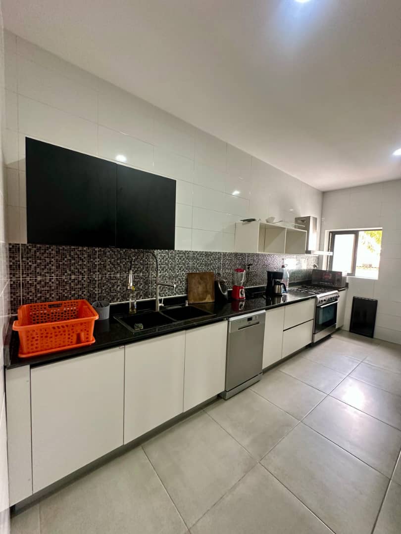 APPARTEMENT MEUBLÉ A LOUER A COTONOU FIDJROSSE