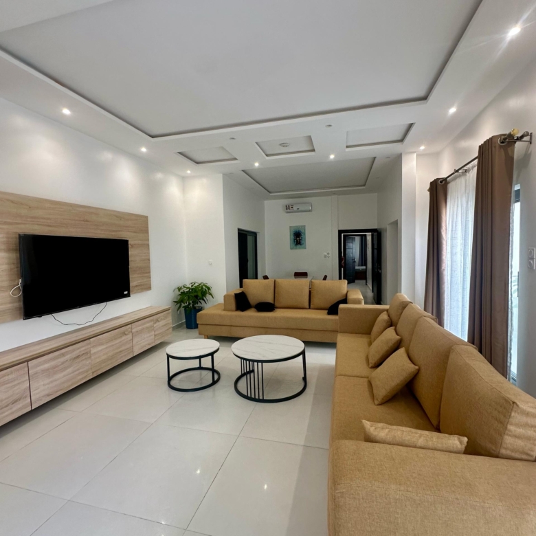 APPARTEMENT MEUBLÉ A LOUER A COTONOU FIDJROSSE