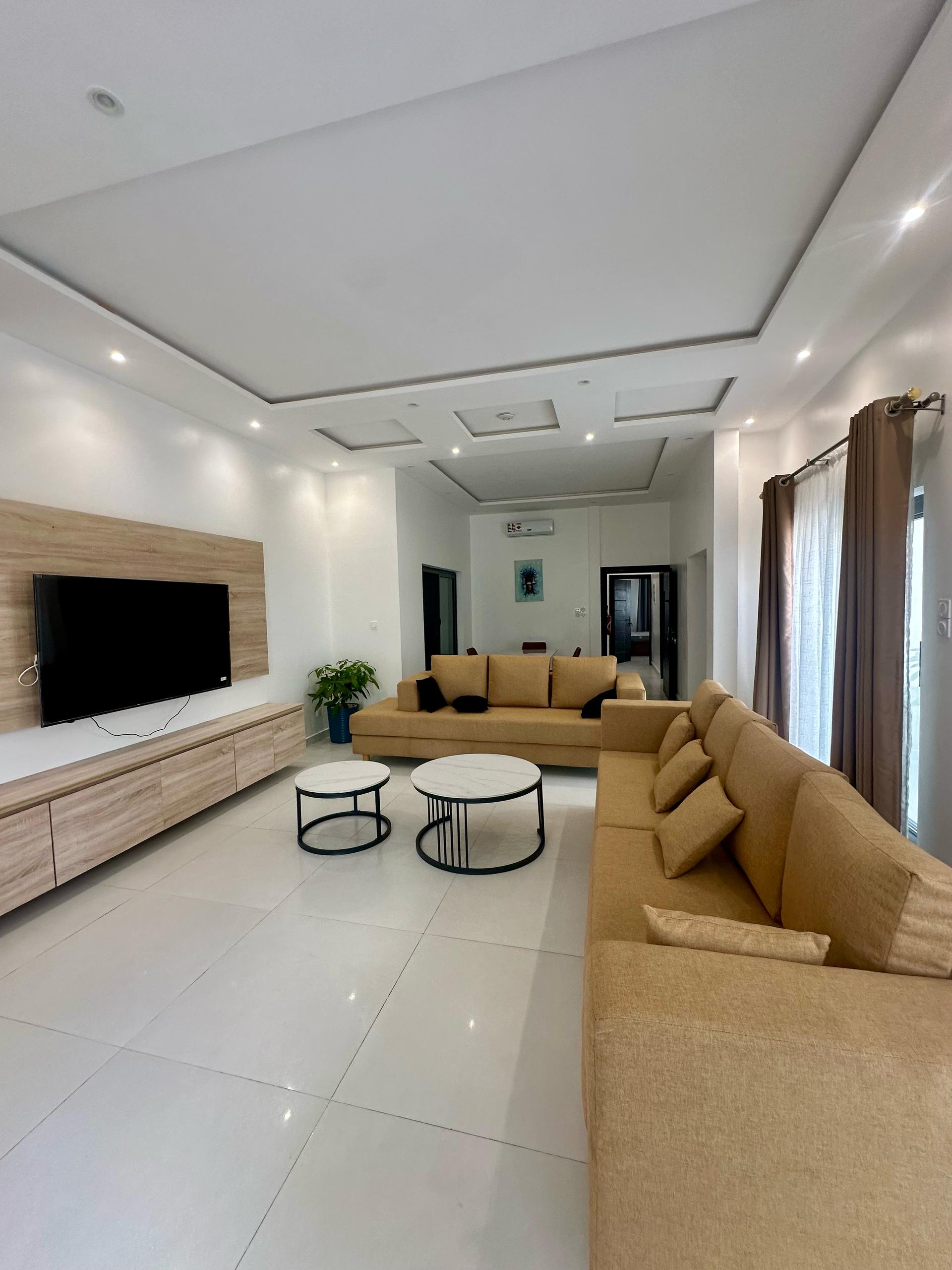 APPARTEMENT MEUBLÉ A LOUER A COTONOU FIDJROSSE