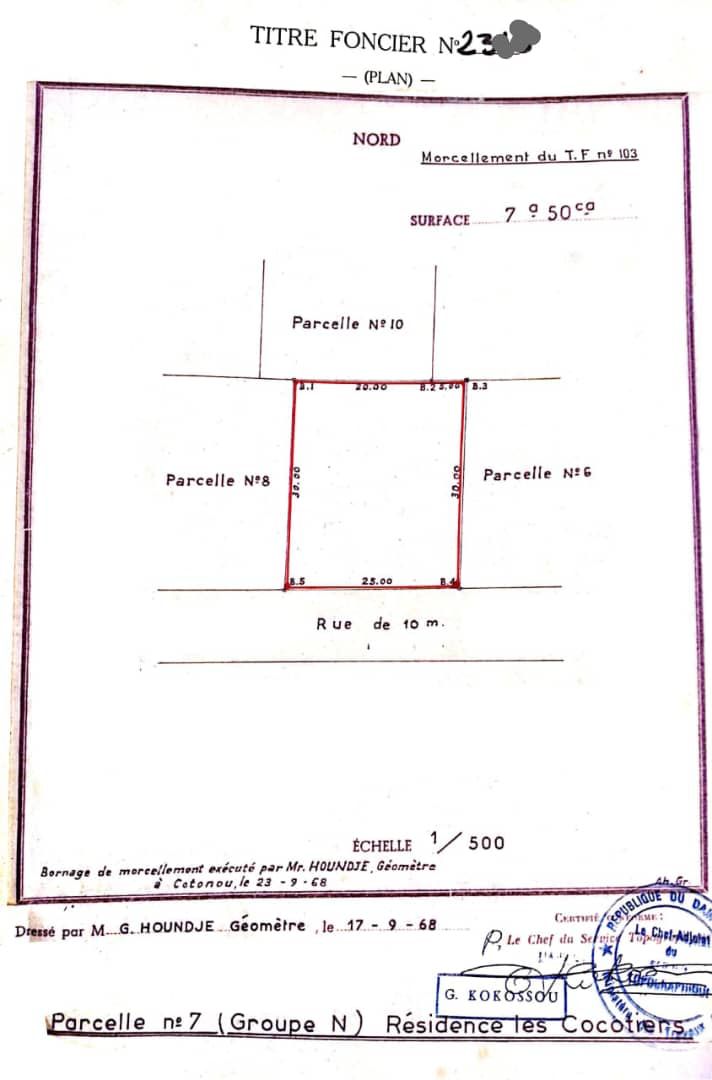 GRANDE PARCELLE A VENDRE A COTONOU DANS LA HAIE-VIVE