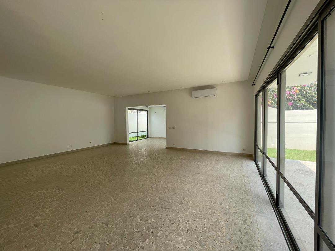 MAISON À LOUER A COTONOU À PÂTE D’OIE