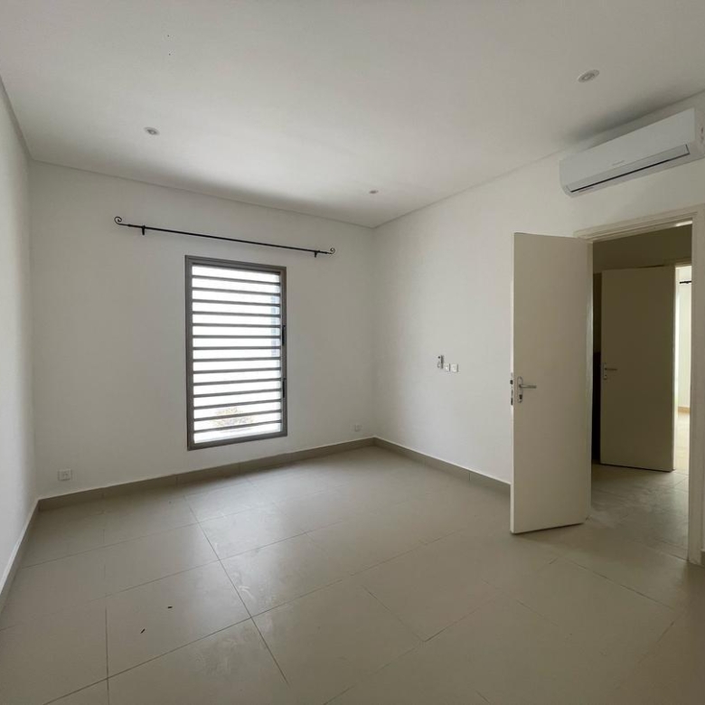 MAISON À LOUER A COTONOU À PÂTE D’OIE