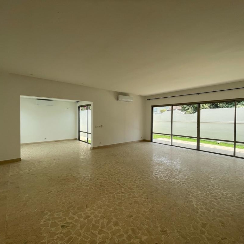 MAISON À LOUER A COTONOU À PÂTE D’OIE