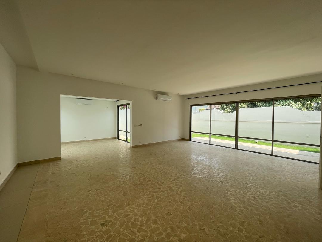 MAISON À LOUER A COTONOU À PÂTE D’OIE