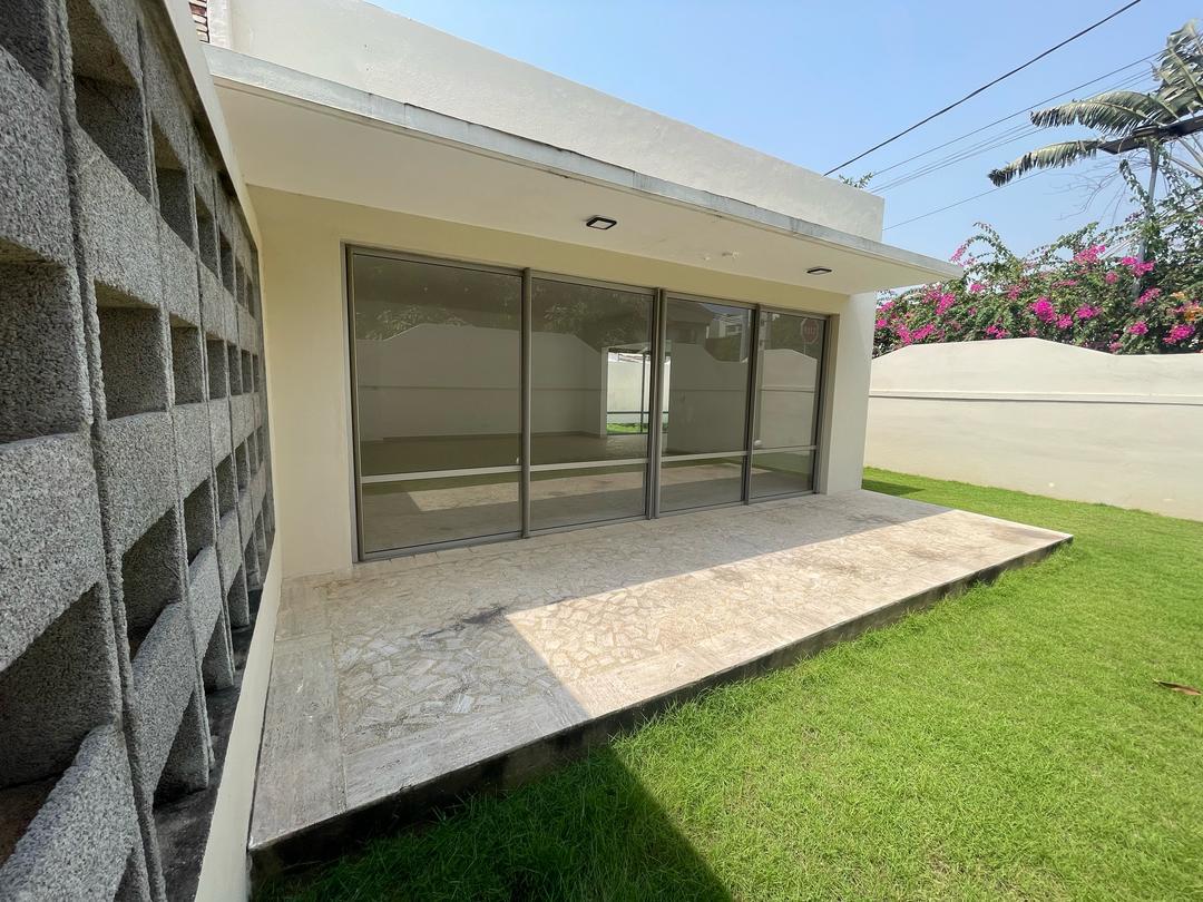 MAISON À LOUER A COTONOU À PÂTE D’OIE