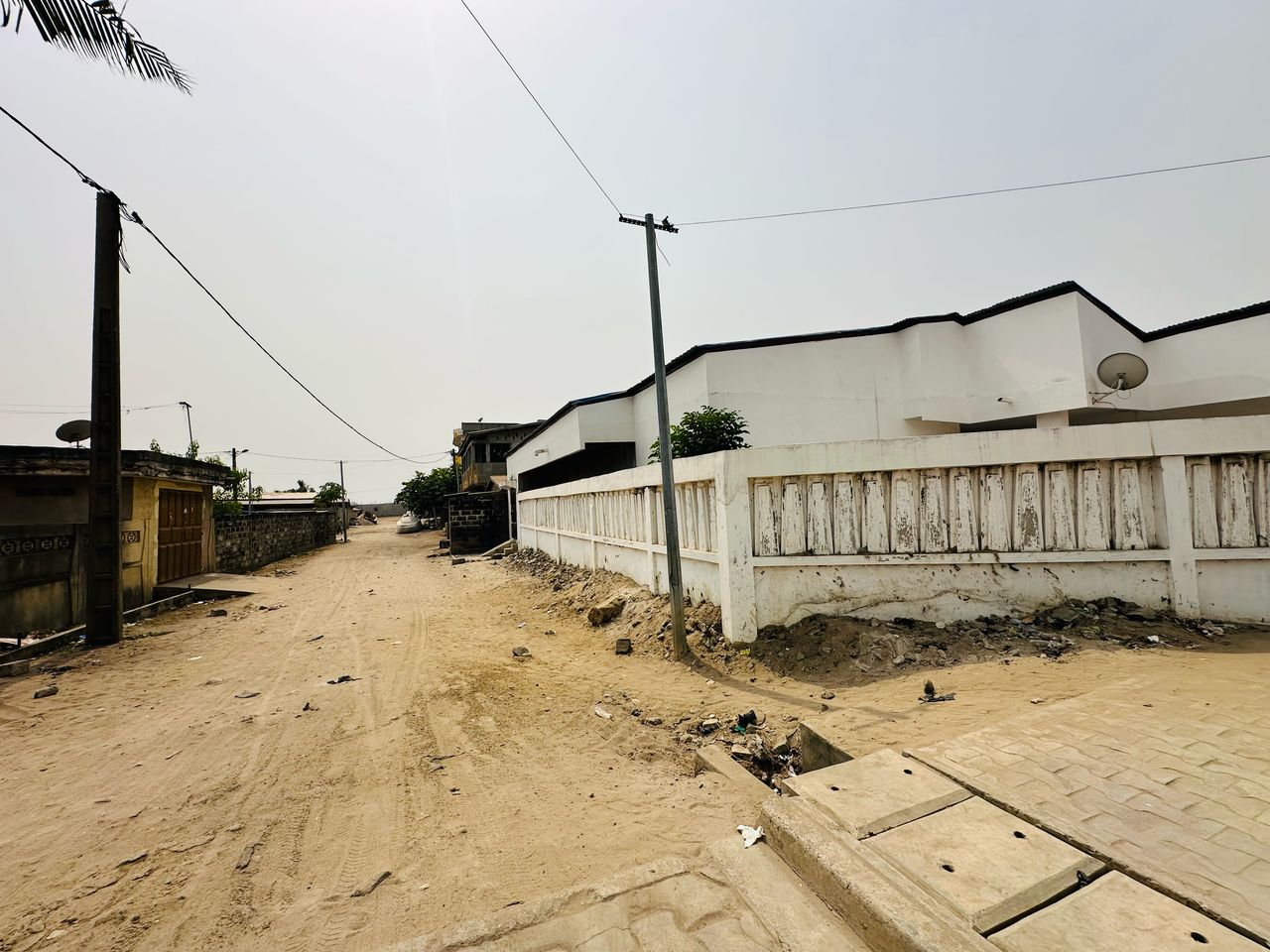 Maison locative à vendre à fidjrossè Aibatin