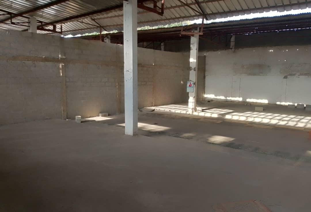 PARCELLE À VENDRE ENSEMBLE À COTONOU HOUEYIHO