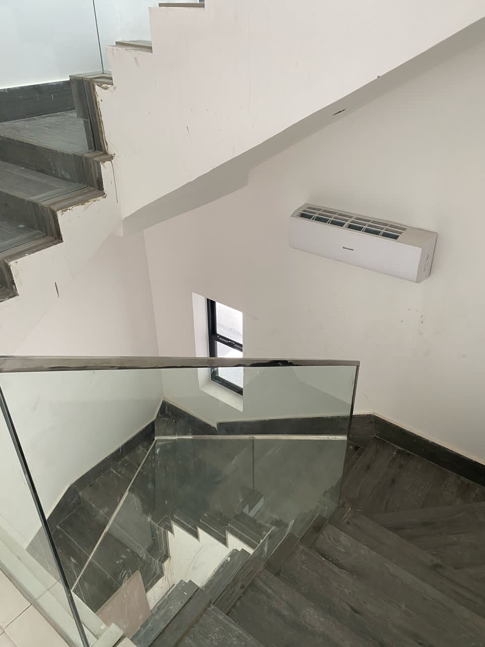 VILLA DE LUXE A LOUER A COTONOU FIDJROSSE AVEC PISCINE