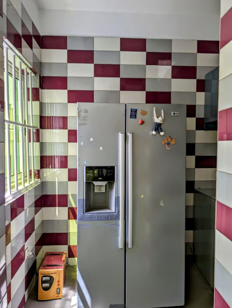 VILLA MEUBLÉE AVEC GRAND JARDIN, ET PISCINE A FIDJROSSE