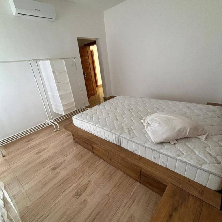 VILLA RÉCENTE CONSTRUCTION DISPONIBLE À LOUER A FIDJROSSÈ DANS LA ZONE DU BAR KIRIKOU