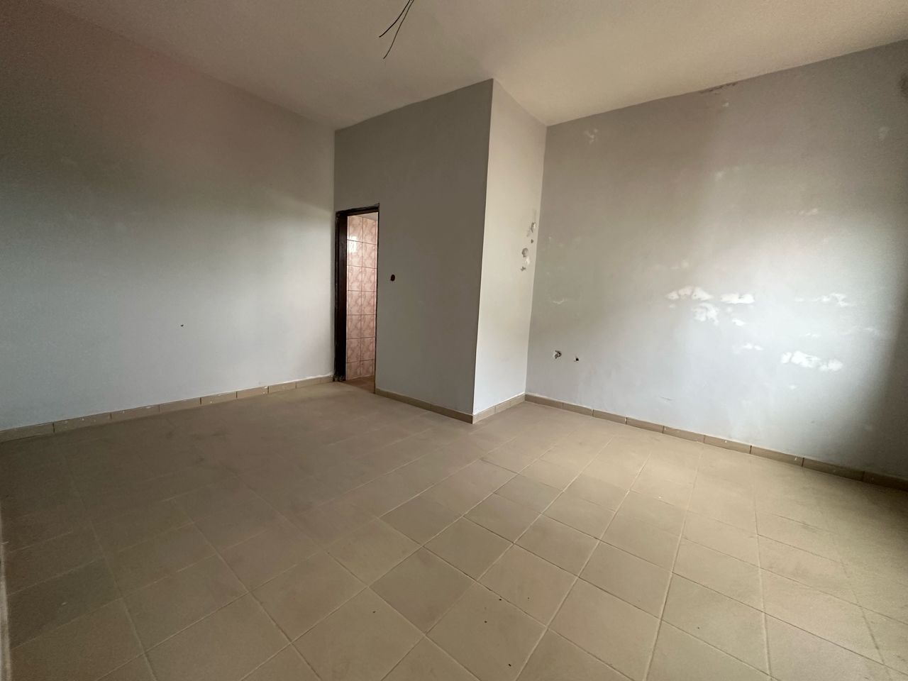 IMMEUBLE À VENDRE À FIDJROSSÈ AKOGBATO