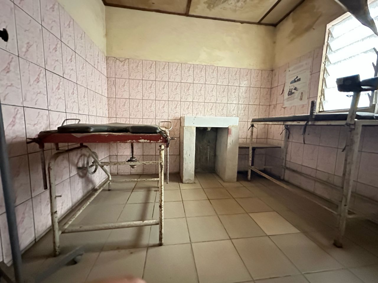 IMMEUBLE À VENDRE À FIDJROSSÈ AKOGBATO