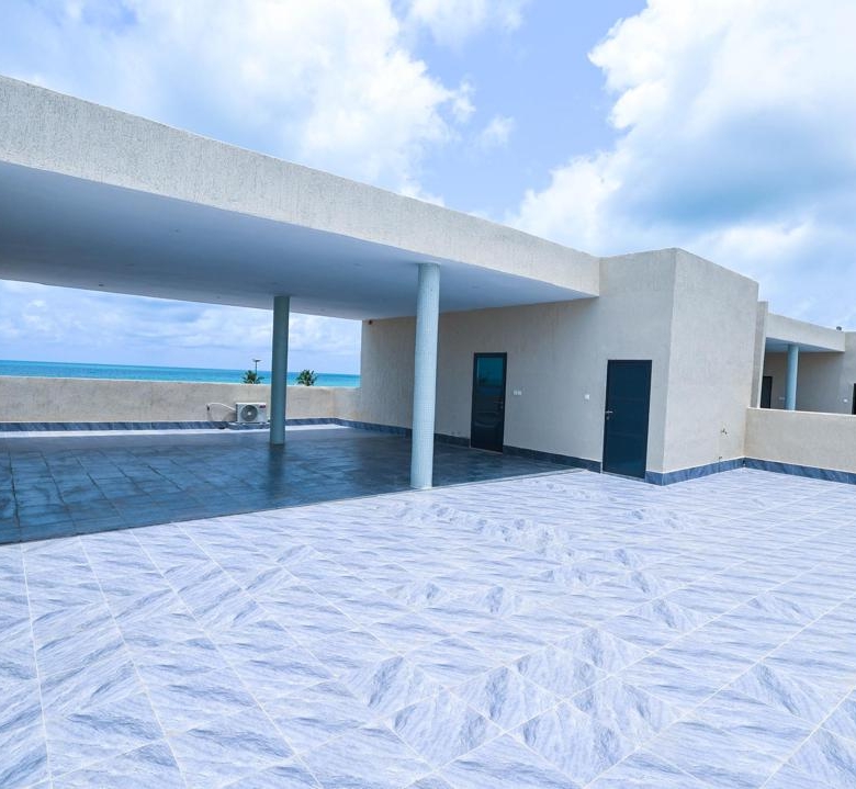 VILLA A LOUER A FIDJROSSÈ PLAGE