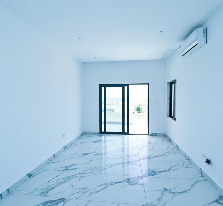 VILLA A LOUER A FIDJROSSÈ PLAGE